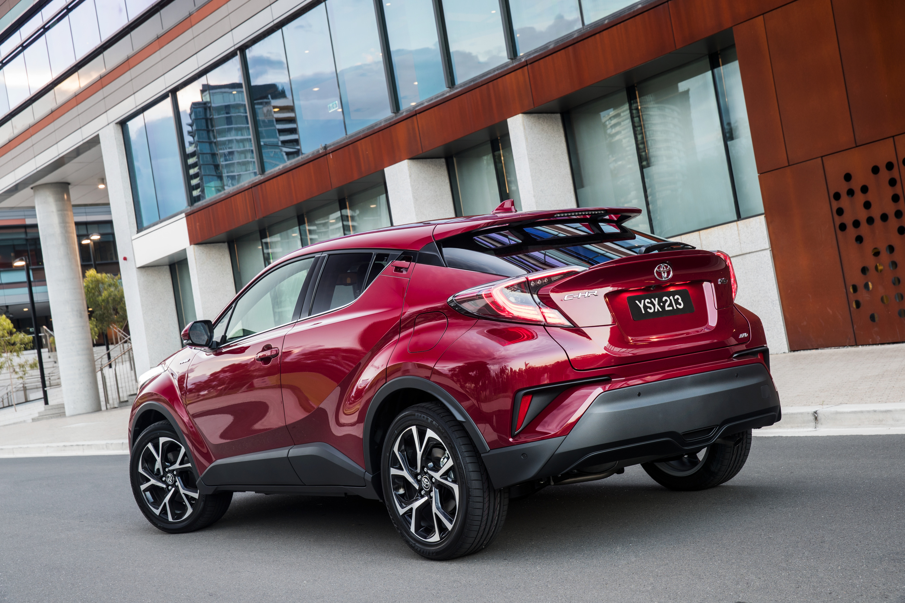 TOYOTA C-HR